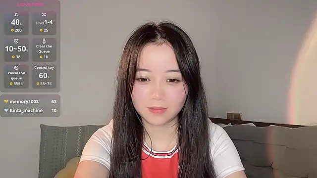 77-Vicky Live XXX-Chat