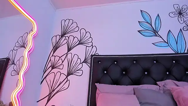 Sweet_Ariadna_ Chat XXX in diretta