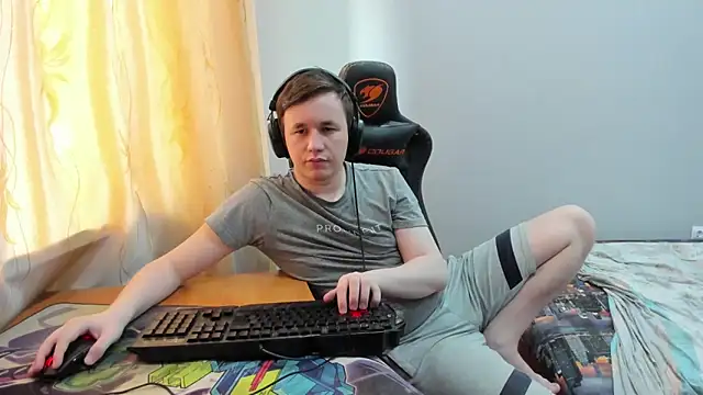 iliaskrislove Chat XXX in diretta