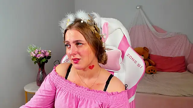 Chatroom XXX en direct de EllaBells