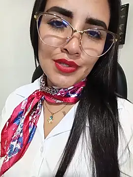 MAYE__13 Chat XXX live