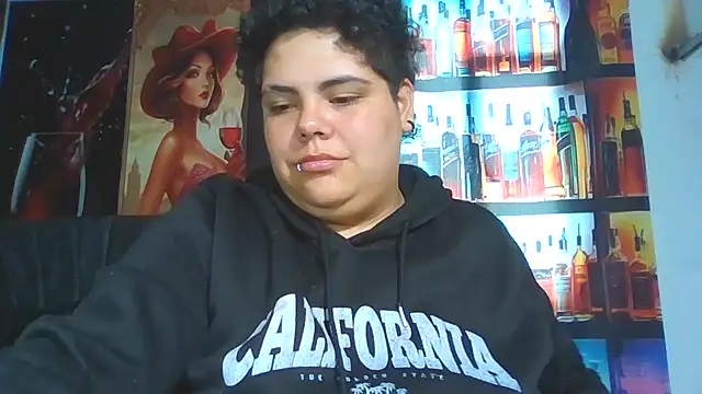 Hailey_Curvy 现场聊天室