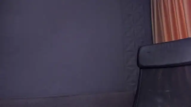 Chat XXX Live TroyWadee