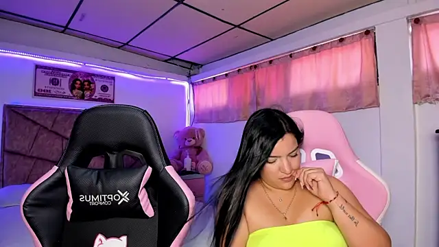 Cristal_Smith20 Adlı Modelin Canlı XXX Sohbeti