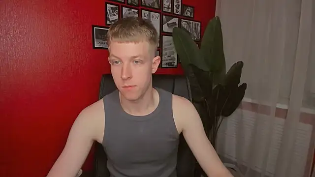 Dylan_Norton Show in webcam