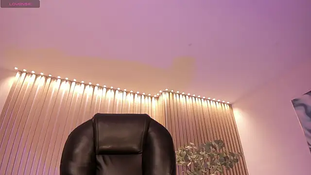 XXX chat uživo modela MadisonKane