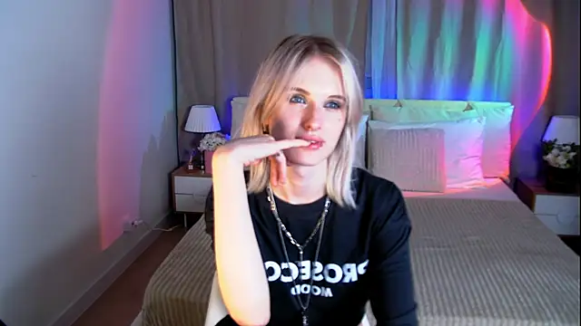 LizzyCrown – Live XXX-chat