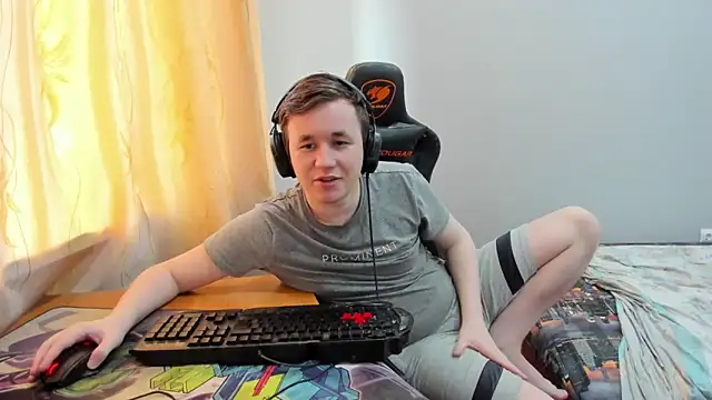 iliaskrislove Chat XXX in diretta