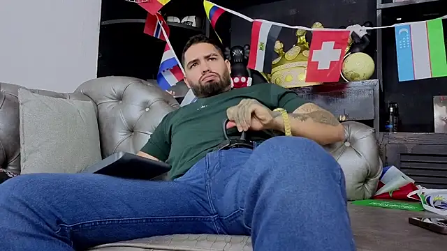 XXX chat uživo modela matteosantos