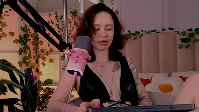 Chatroom XXX en direct de Meow_Nancy