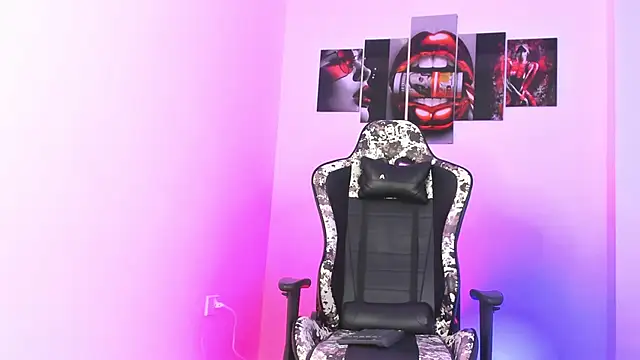 XXX chat uživo modela eithan_boy_
