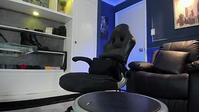 Chatroom XXX en direct de MrFrank_tattoo