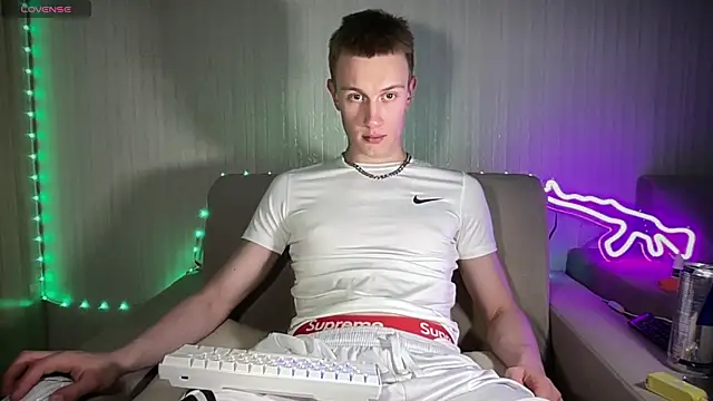Živý XXX chat Travis_Gracile