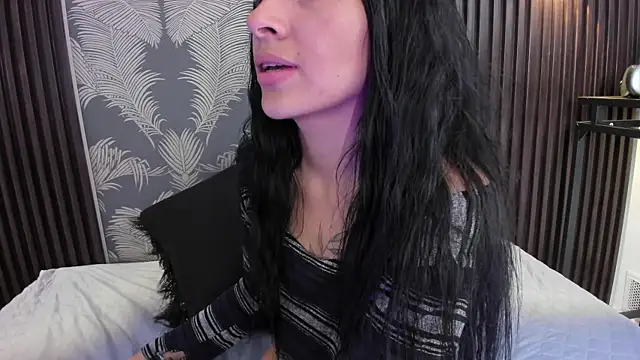 XXX chat uživo modela _shantal_smith