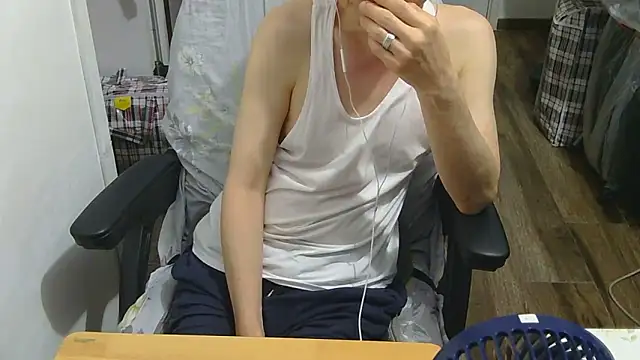 felixlau18 现场聊天室