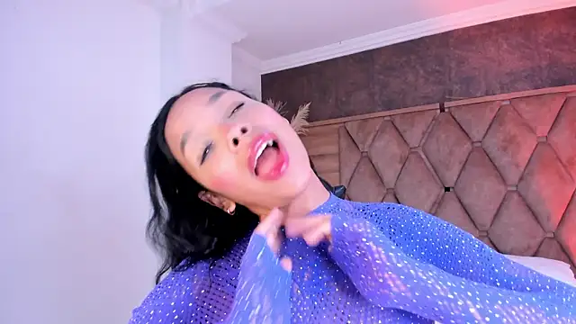 ThaliaHall_1 Live XXX-Chat