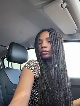 Živý XXX chat ShantelSexyYoungMilfie