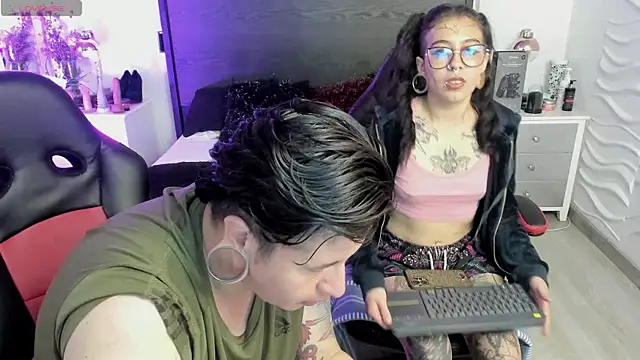 Chat XXX ao vivo de inkedsinners_