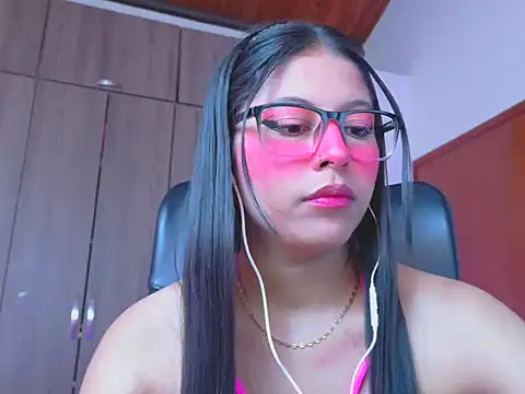 Czat XXX na żywo – _ALLYSON18_