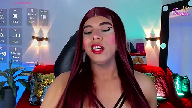 Chat +18 de Emili_Roux ao vivo