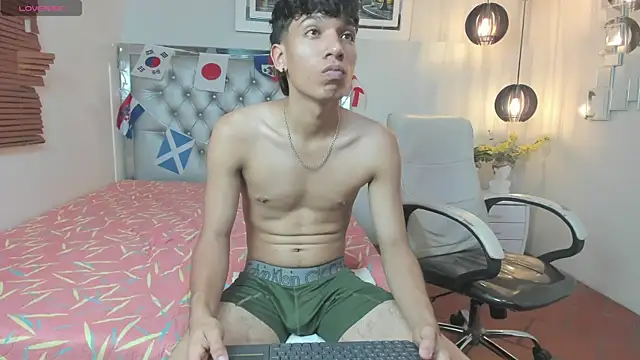 Jake_Falcon Live XXX-chat