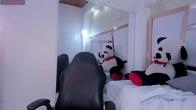 tatikanyx's Live XXX Chat