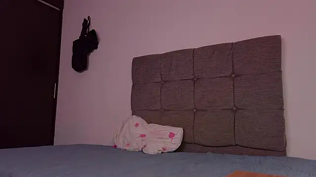 miIa_bratzn Live XXX chat