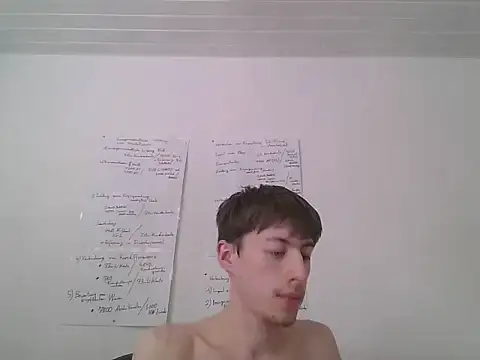 Chatroom XXX en direct de VelvetRagottiOG