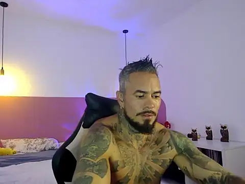 Dom_Jhuan Chat XXX live