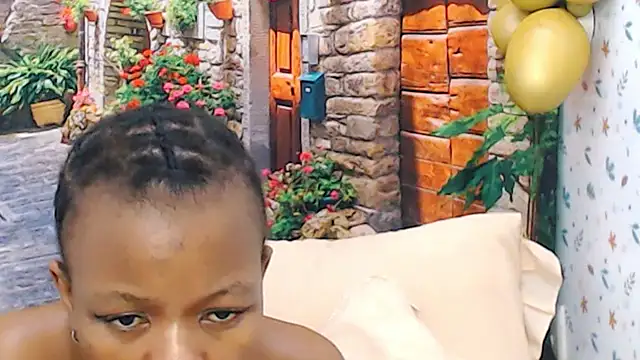 Chat +18 de ebonymeera ao vivo