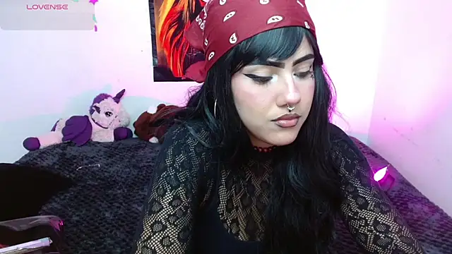 Divinejewel69: онлайн-секс-чат