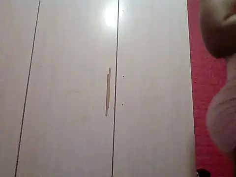 thaisleen Live XXX-Chat