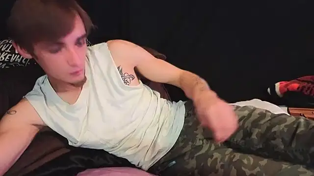 צ'אט XXX בשידור חי של Ilovepussy1911