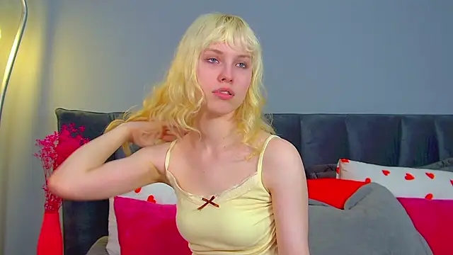 צ'אט XXX בשידור חי של HannahHollis