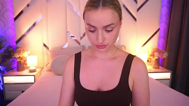 Онлайн чат XXX LindsieGreyy