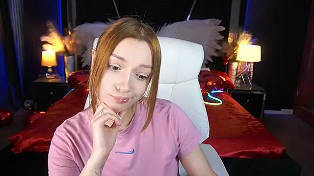 XXX chat uživo modela LizzaMoonn