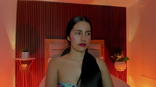 kaitt_ Adlı Modelin Canlı XXX Sohbeti