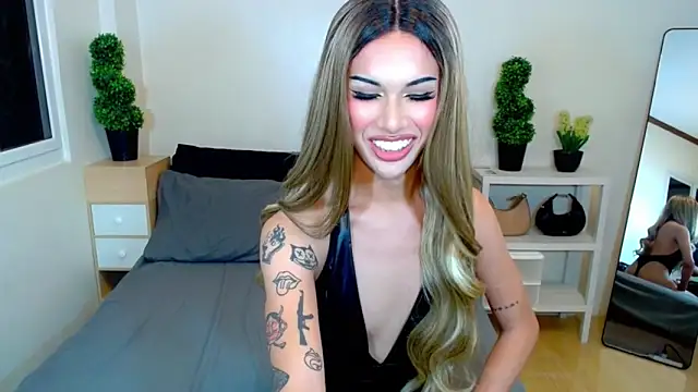 HorsecockMadison Chat XXX live