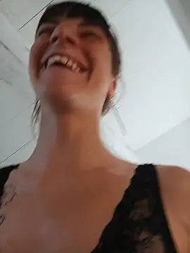 Cristina02 Chat XXX in diretta