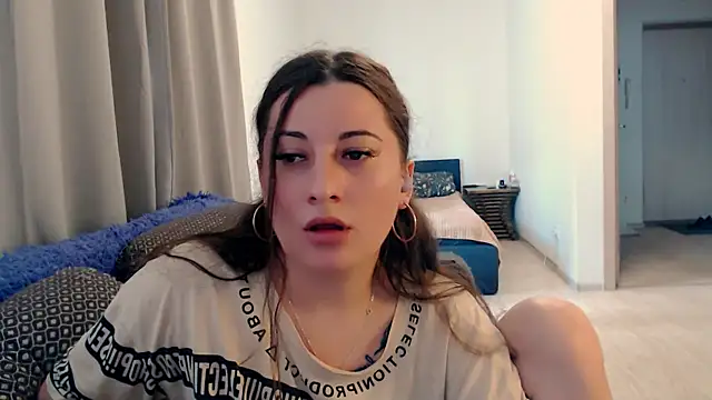 Chat +18 de Helen_Adams_ ao vivo