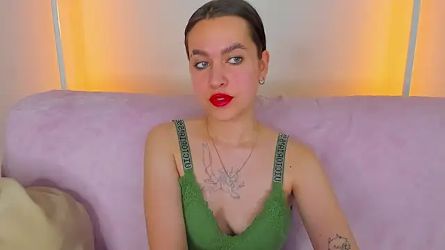 AishaTempt's Live XXX Chat