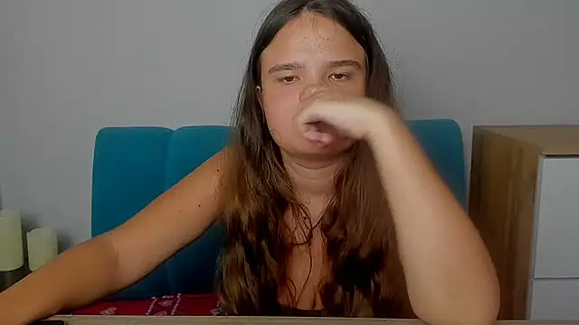 AdeleCruz 现场XXX聊天