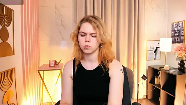 ElizabethVane Chat XXX in diretta