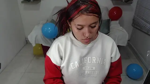 XXX chat uživo modela sandyfuckass