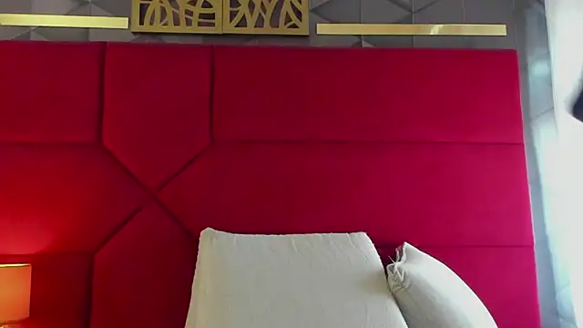 hanny_milf 即時 XXX 聊天