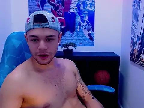 Brian_Adler Chat XXX in diretta