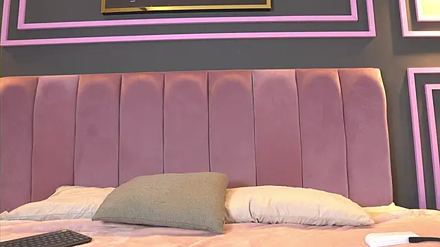 kelly_thomson Chat XXX in diretta
