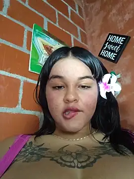 Czat XXX na żywo – KattalellaGomez