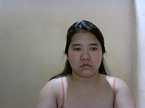 MissCummey Adlı Modelin Canlı XXX Sohbeti