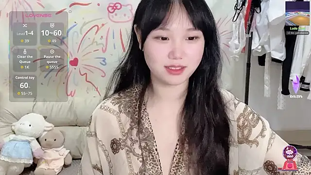 xiaoguai99's Live XXX Chat